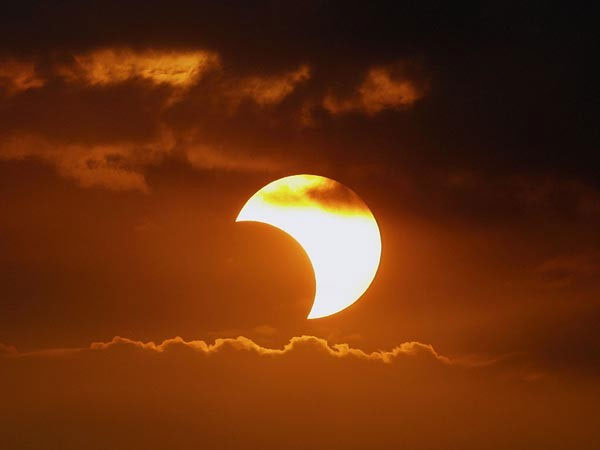 Picture 2 of Catch a partial solar eclipse on October 24