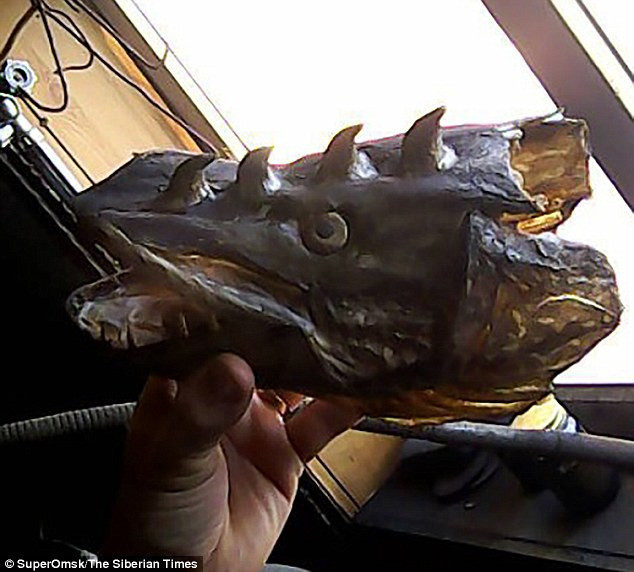Picture 3 of Catching the 'sea monster' like sea dragons in Russia