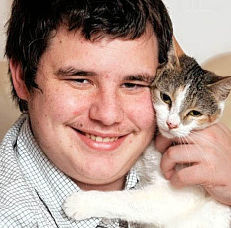 Picture 2 of Cats help to warn a person's seizures