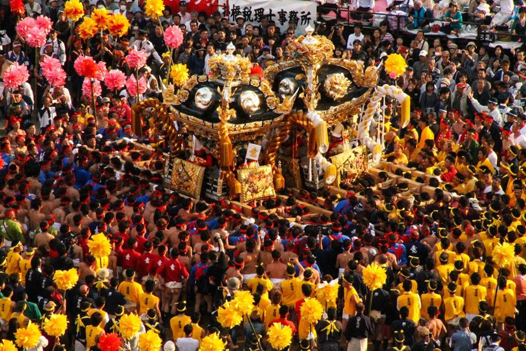 Picture 7 of Celebrating the festivals jostling each other in the world