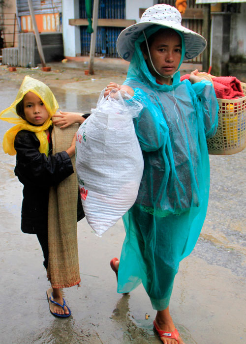 Picture 10 of Central Vietnam dissipated after the storm