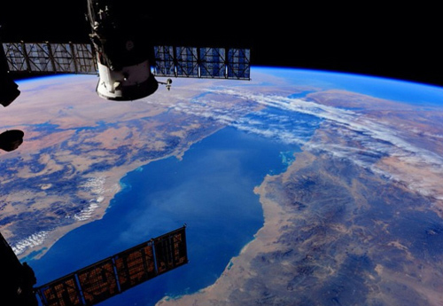 Picture 1 of China built a huge energy station in the universe