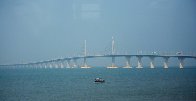 China opens the world's longest seaport bridge, connecting Hong Kong and Macau images 12