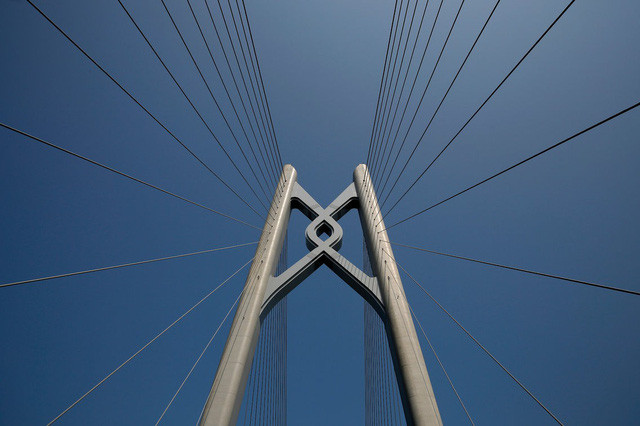 China opens the world's longest seaport bridge, connecting Hong Kong and Macau images 7