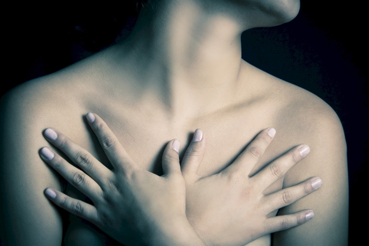 Picture 1 of China successfully reconstructed the breasts after surgery for breast cancer