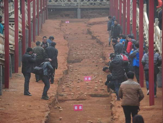 Picture 1 of China unearthed dragon-shaped kilns over 1200 years