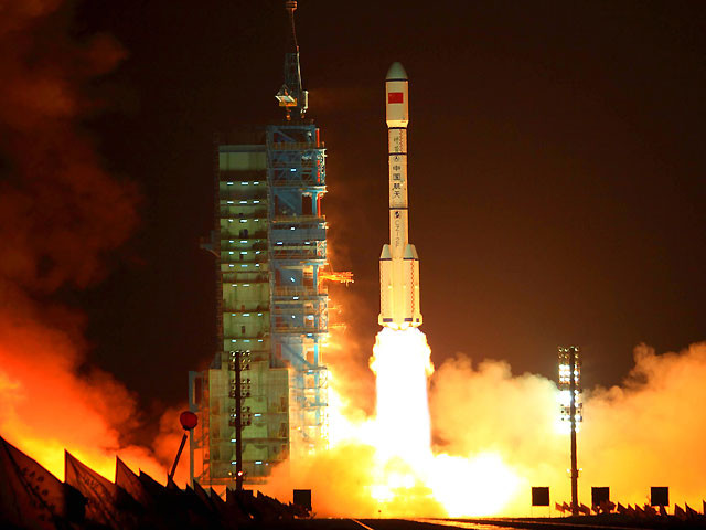 Picture 1 of China's Thien Cung 1 Station is about to fall freely