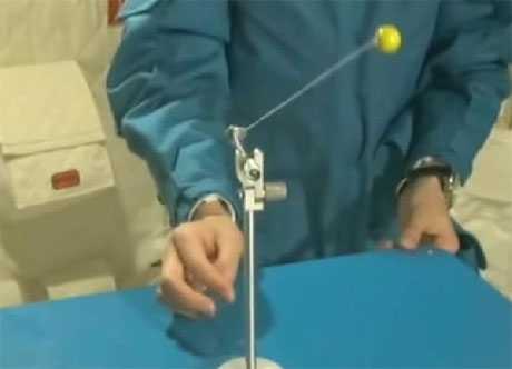 Picture 1 of Chinese astronaut lectures in the universe