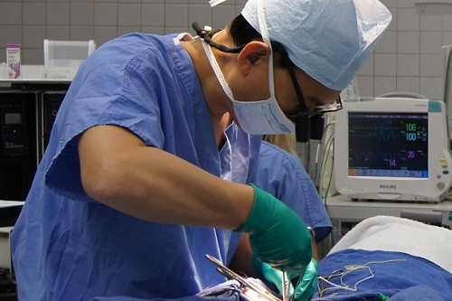 Picture 2 of Chinese doctor: Do not consider the first implant to be a monster