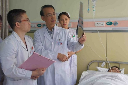 Picture 3 of Chinese doctor: Do not consider the first implant to be a monster