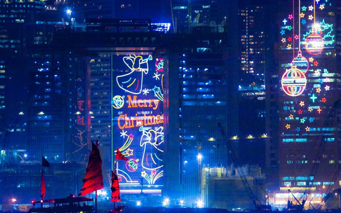 Picture 10 of Christmas atmosphere is bustling in the world