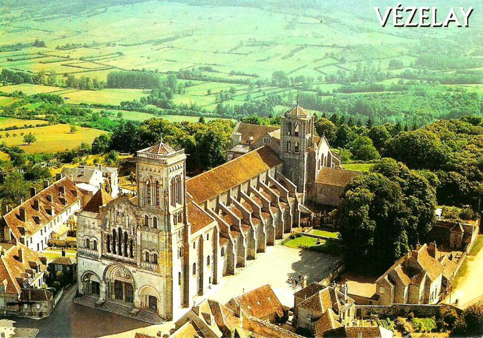 Picture 14 of Church, hill in Vezelay - France