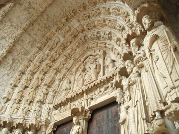 Picture 2 of Church of Our Lady of Chartres - France