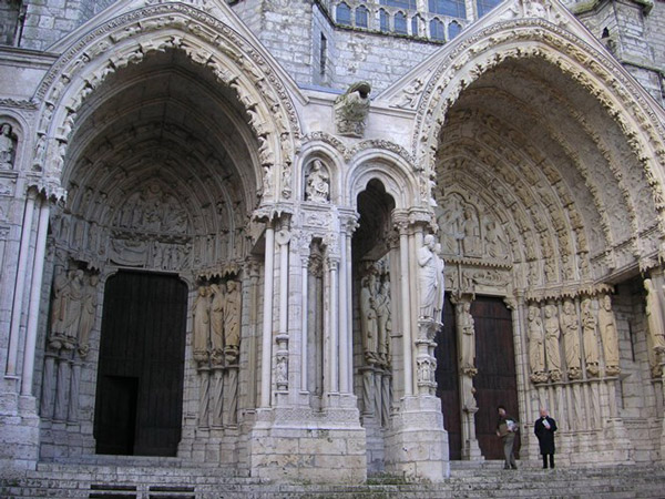 Picture 4 of Church of Our Lady of Chartres - France