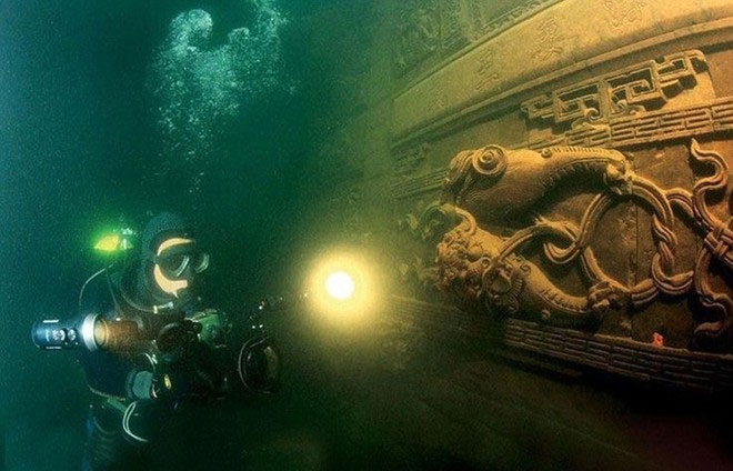 Picture 3 of City of thousand years old at the bottom of the lake