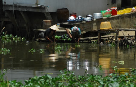 Picture 2 of Clean water and numbers to speak