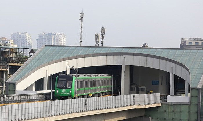 Picture 11 of Close inside of Cat Linh - Ha Dong railway before the test run