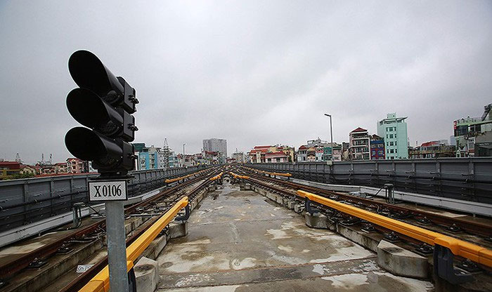 Picture 7 of Close inside of Cat Linh - Ha Dong railway before the test run