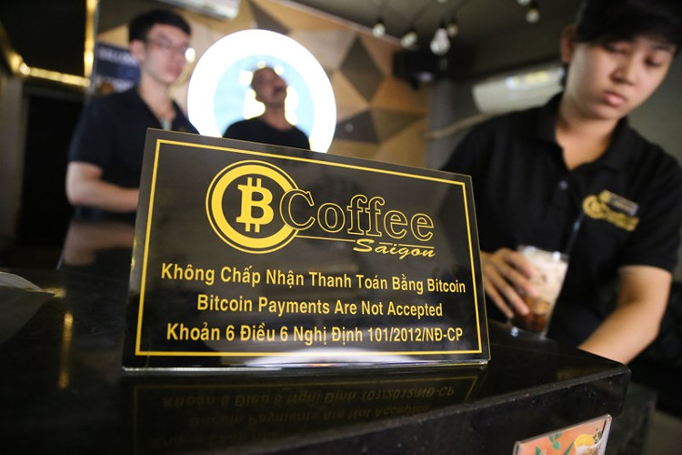 Picture 12 of Close up of bitcoin transactions with ATMs in Ho Chi Minh City