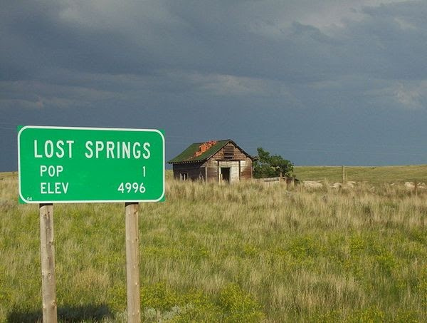 Picture 4 of Close up of mysterious towns with only 1 resident