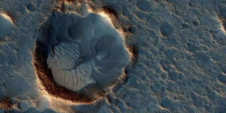 Picture 9 of Close up of the amazing surface on Mars in NASA's latest series