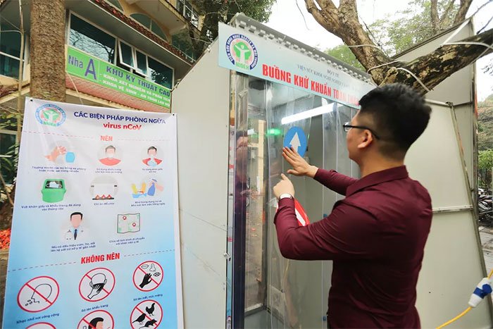 Picture 1 of Close up of the first mobile body disinfection chamber manufactured by Vietnam