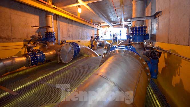 Picture 7 of Close up of the largest clean water plant in Hanoi that can be drunk at the tap