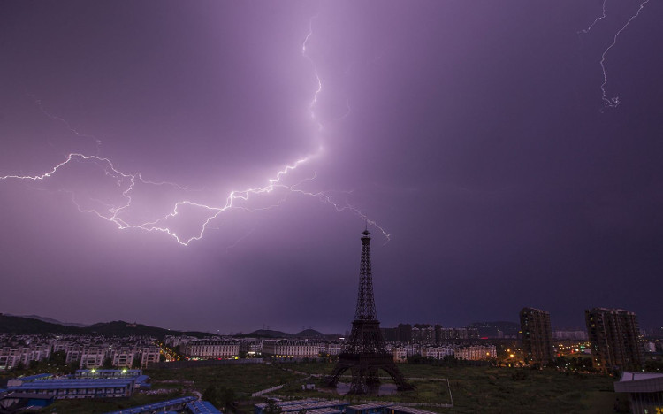 Picture 5 of Close-up of Paris city