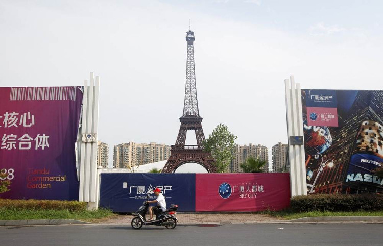 Picture 6 of Close-up of Paris city