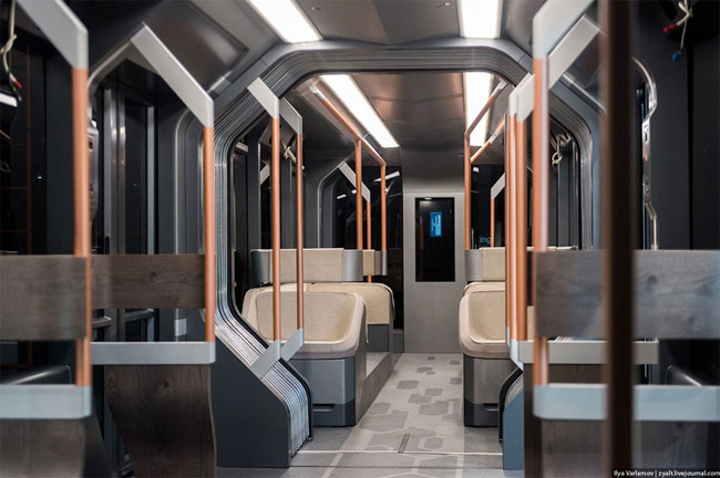 Picture 11 of Close-up of the Russian One metro super prototype