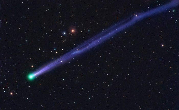 Picture 1 of Comet 45P opposes the Earth glowing fanciful blue light
