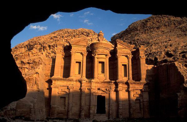 Picture 12 of Compare 7 world wonders in ancient and modern times