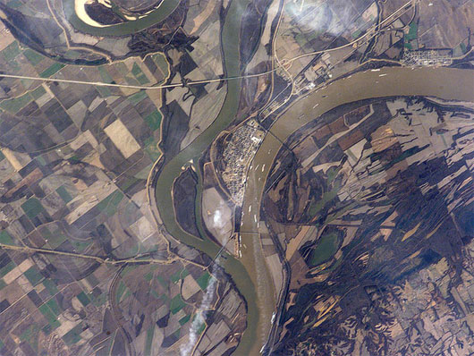 Picture 4 of Confluent rivers are not suitable for color matching