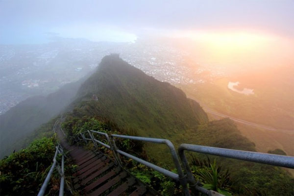 Picture 1 of Conquer the world famous 'stairs to heaven'