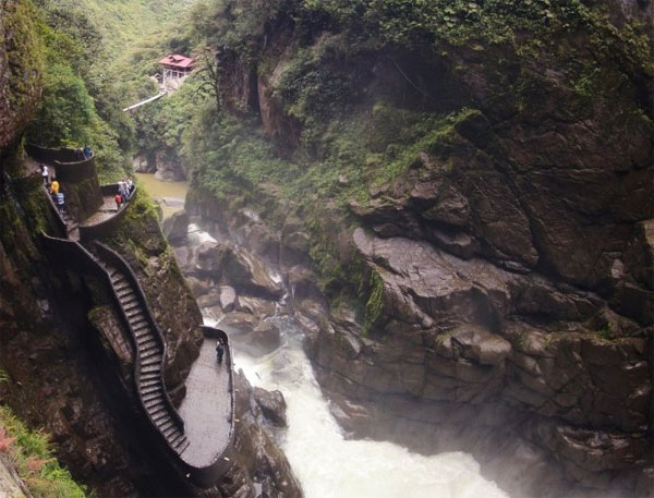 Picture 14 of Conquer the world famous 'stairs to heaven'