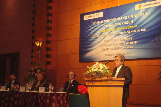 Picture 2 of Continuing to develop science and technology: Right