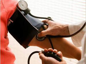 Picture 1 of Controlling blood pressure helps prevent dementia