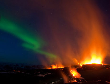 Picture 1 of Cosmic storm has just attacked the earth