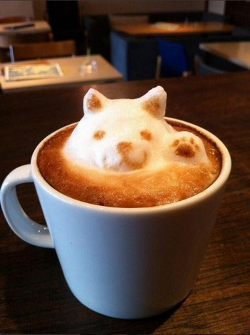 Picture 3 of Create stunning 3D shapes from milk foam on a cup of coffee