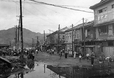 Picture 8 of Cruel traces of atomic bombs