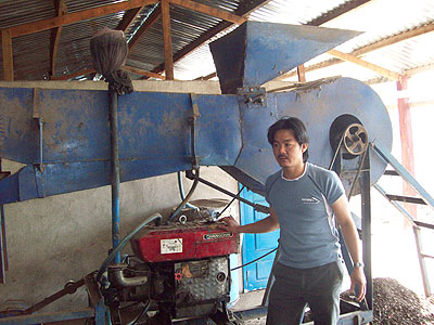Picture 1 of Crush garbage into ... money