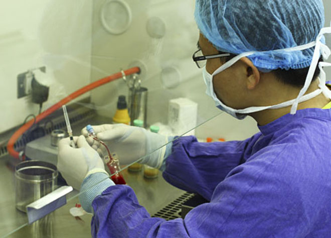 Picture 2 of Current cancer treatments