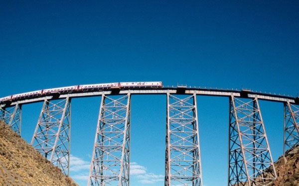 Picture 5 of Dangerous travel routes that few dare to try