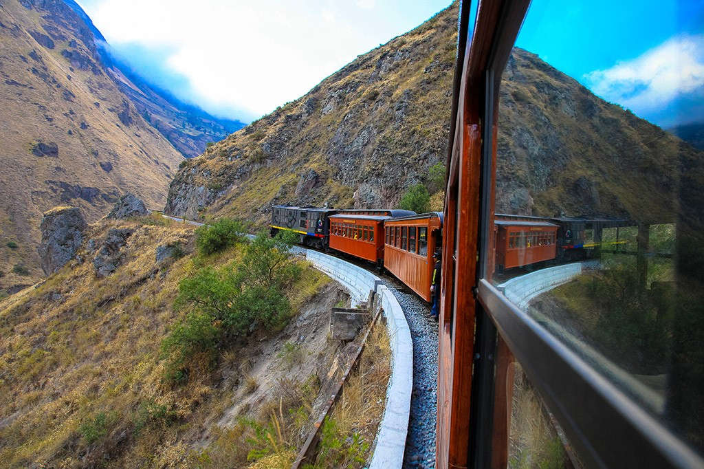 Picture 7 of Death railway in Ecuador