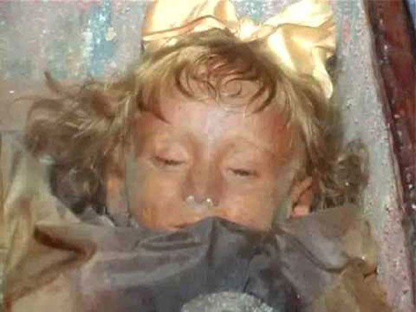 Picture 3 of Decode mummy beautiful baby girl with eyes