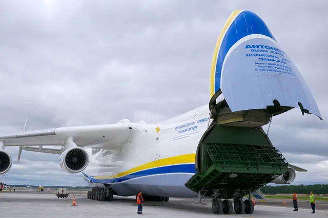 Picture 5 of Decode the world's largest transport plane manufactured by the Soviet Union