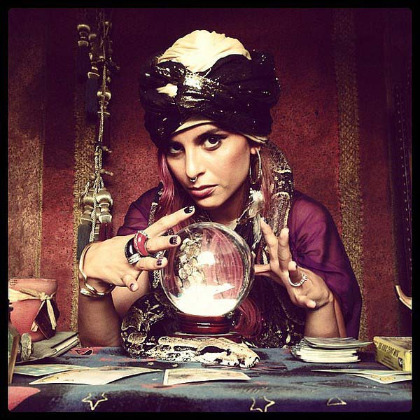 Picture 5 of Decode world famous divination tips