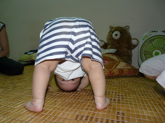 Picture 2 of Decoding 8 exciting actions babies and young children regularly do