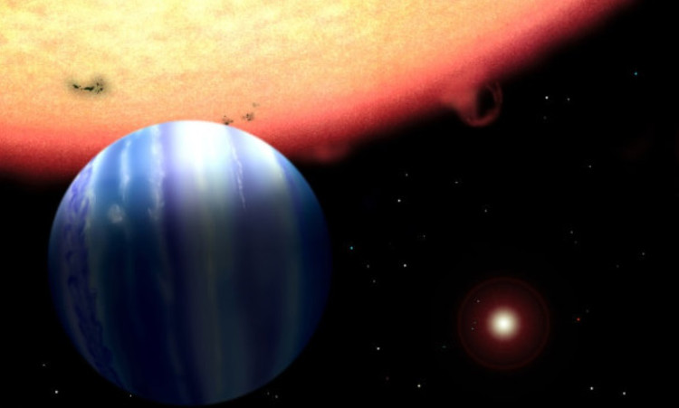 Picture 1 of Detected one more planet with water outside the solar system, the size of Jupiter
