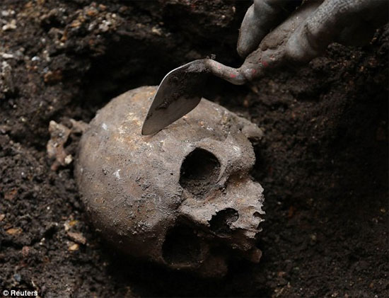 Picture 1 of Detecting insane mad graveyards